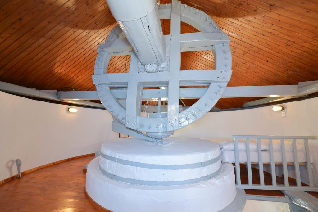 Windmill Villas Artemonas Eksteriør billede
